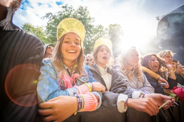 Publikum er super klar til fest